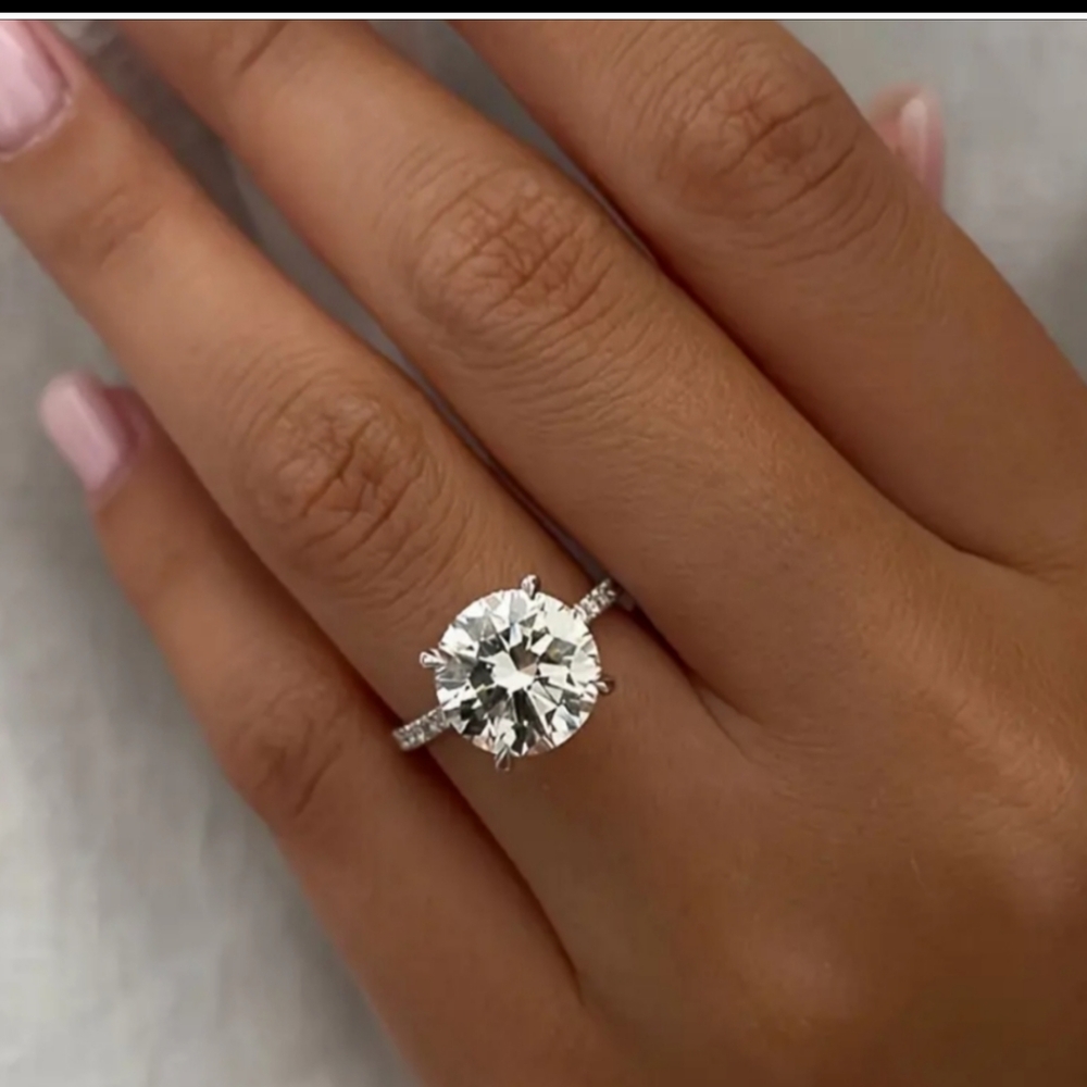 Certified 10.19 Carat Premium Moissanite Ring New in LED Box